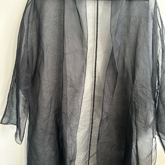 Chiffon non branded cardigan. Open and cool. One size. - Picture 4 of 5